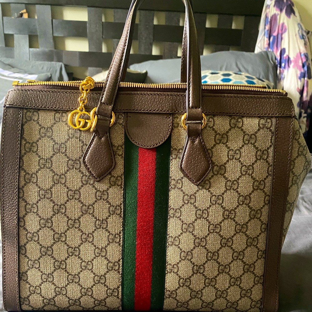 New version Gucci Boston